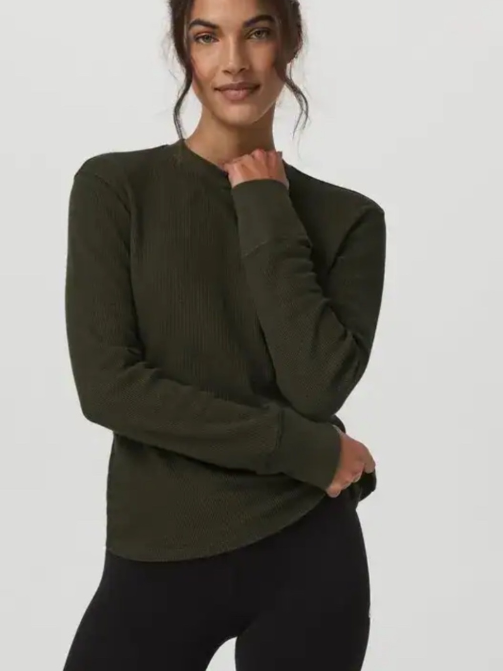 Vuori Long Sleeve Waffle Top Size Medium Olive Green